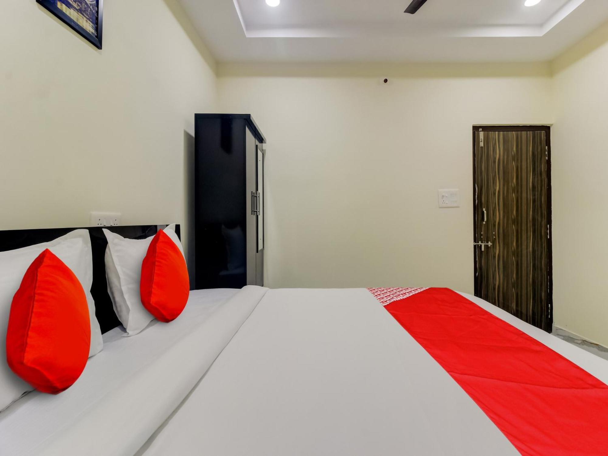 Hotel O Sri Nirvana Pride Ibrahimpatan Exterior foto